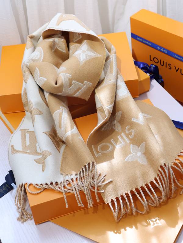 Louis Vuitton Scarf LVC00490